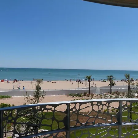 2 Chambres, Balcon, Acces Plage, Piscine, Parking, Animaux Admis - - Fr-1-194-232 Lägenhet