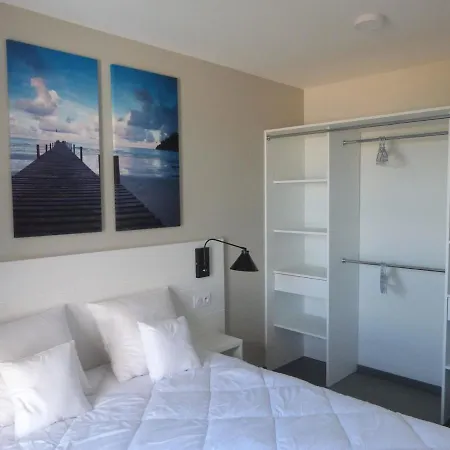 2 Chambres, Balcon, Acces Plage, Piscine, Parking, Animaux Admis - - Fr-1-194-232